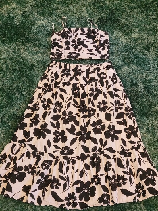 Japna Dresses & Skirts - Black & White Floral Cotton Two-Piece Set - Crop Top & Maxi Skirt